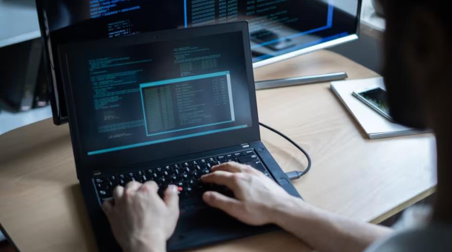 泰安小程序开发破局关键：筑牢AWS DevOps工程师核心能力